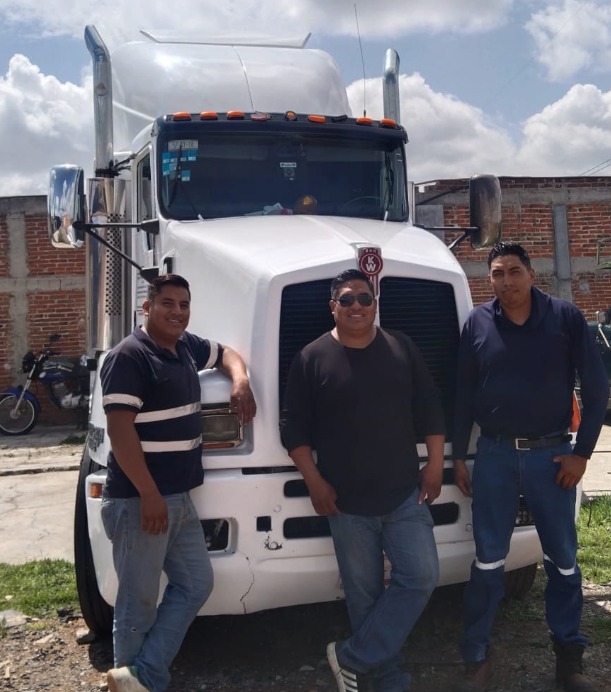 Operación logística y transporte de T-SAR Logística